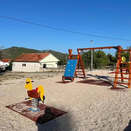 Vacation Home Ivan Kasic Zewnętrze zdjęcie